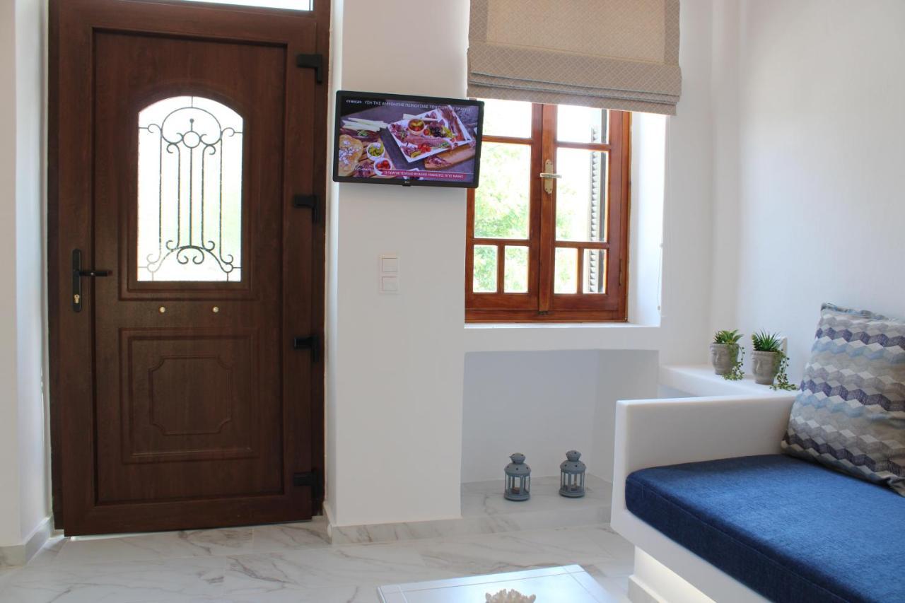 Plaka Philoxenia Apartments エクステリア 写真