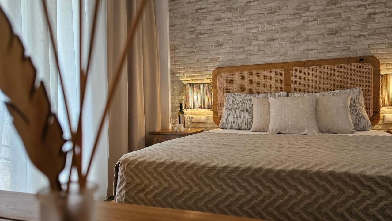 Plaka Philoxenia Apartments エクステリア 写真