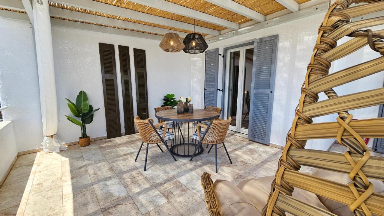 Plaka Philoxenia Apartments エクステリア 写真