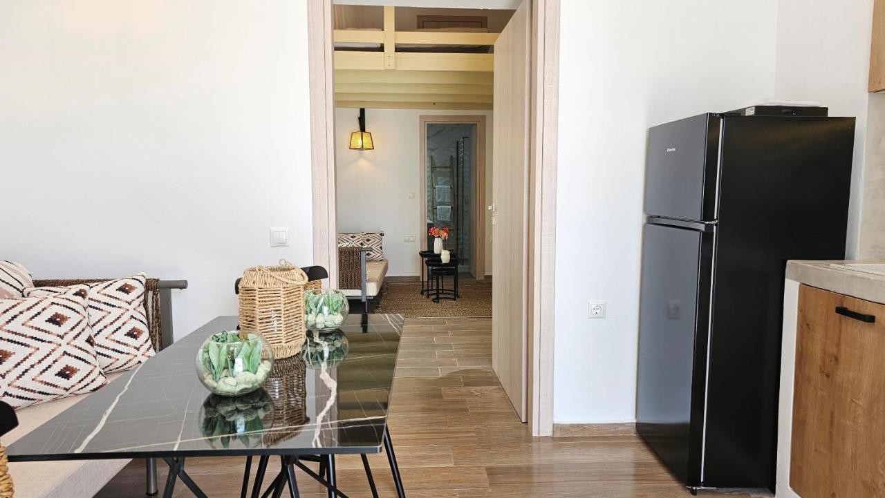 Plaka Philoxenia Apartments エクステリア 写真
